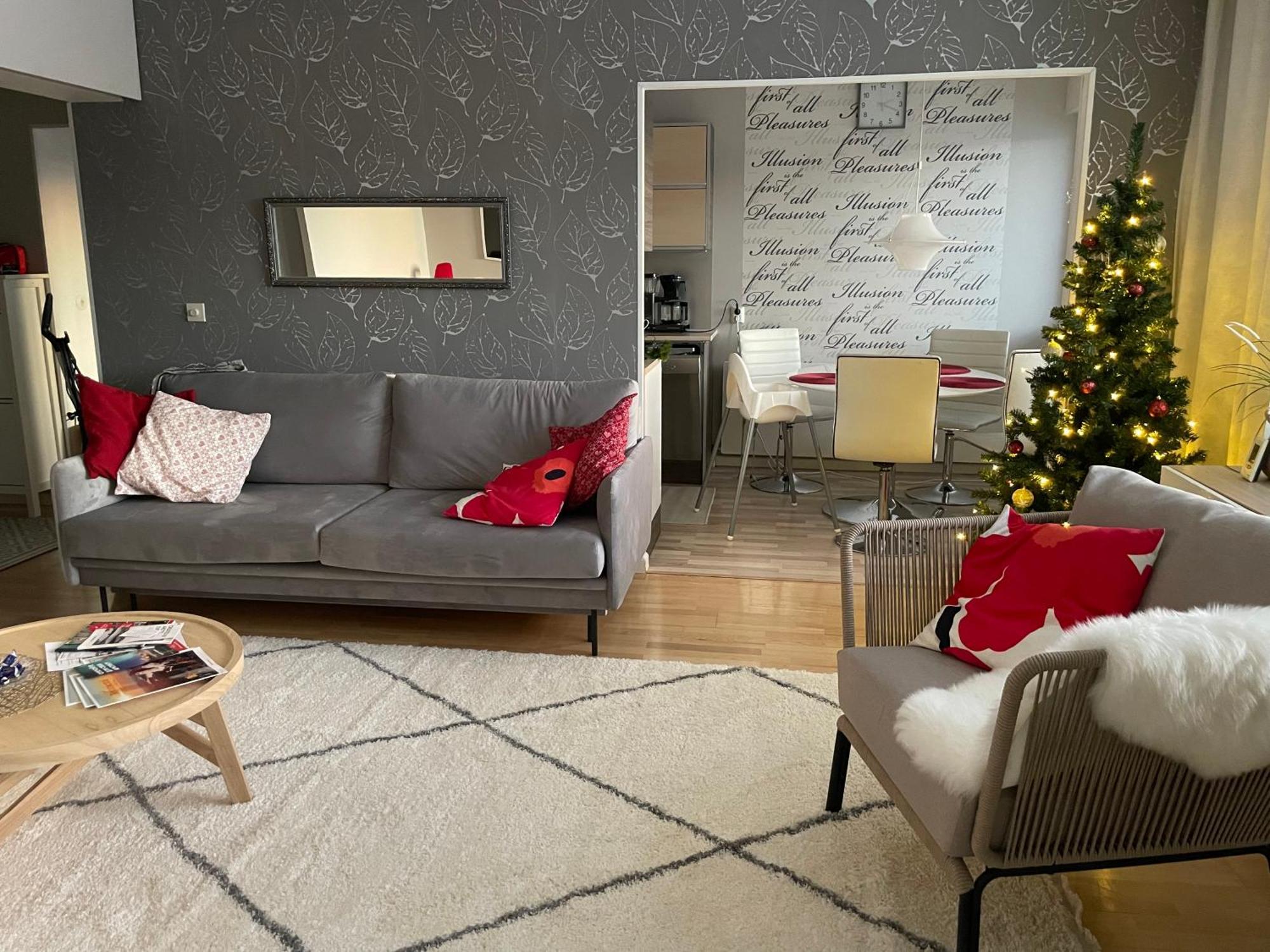 רובניימי Peaceful City Centre Apartment מראה חיצוני תמונה