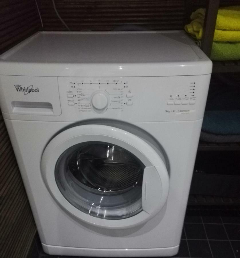 רובניימי Peaceful City Centre Apartment מראה חיצוני תמונה
